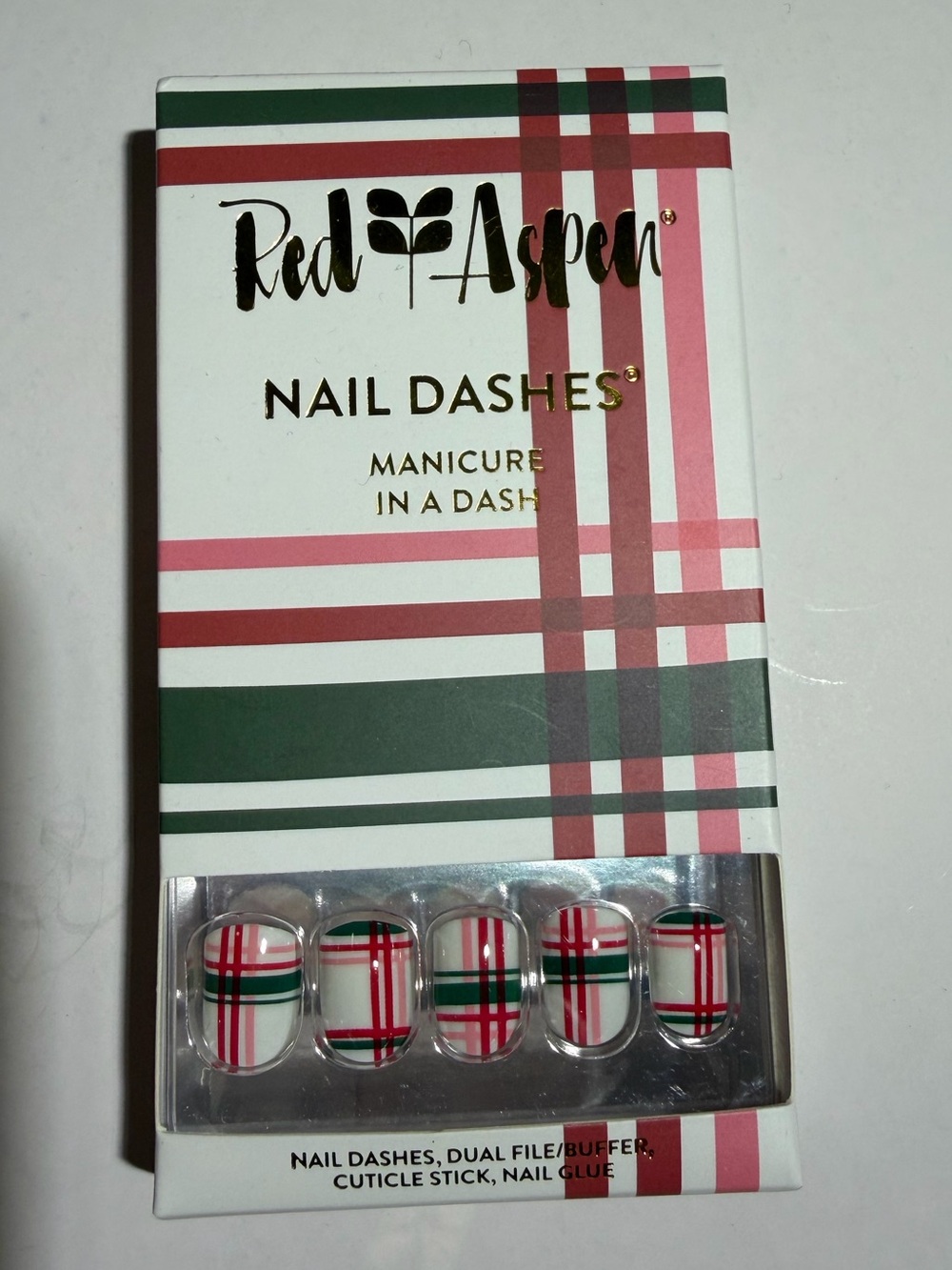 White Plaid Nail Dashes –Accessories